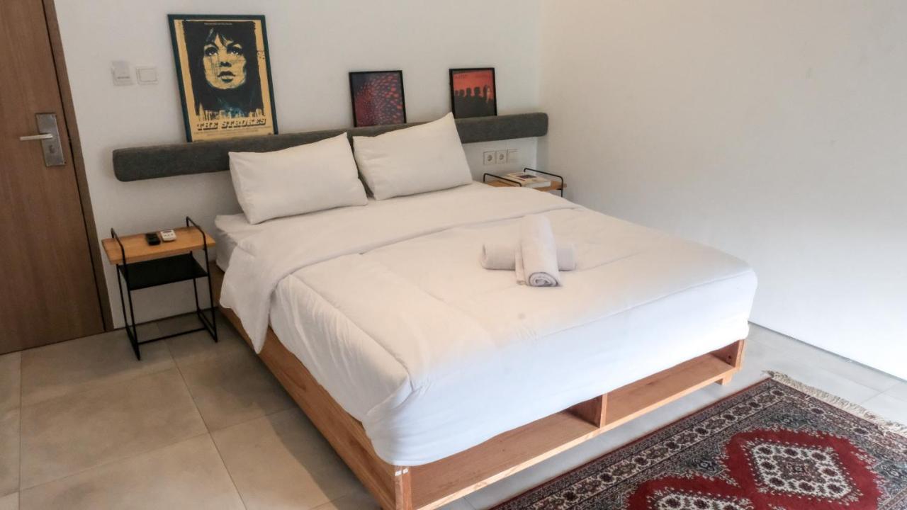 Tengah Tengah Cakarta Dış mekan fotoğraf
