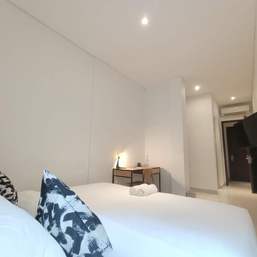 Tengah Tengah Cakarta Dış mekan fotoğraf